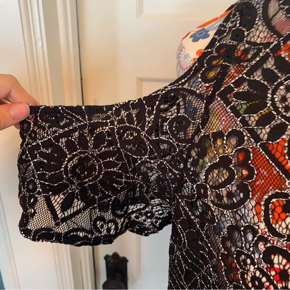 Loft Black & White Lace Cold Shoulder Top - Picture 5 of 6